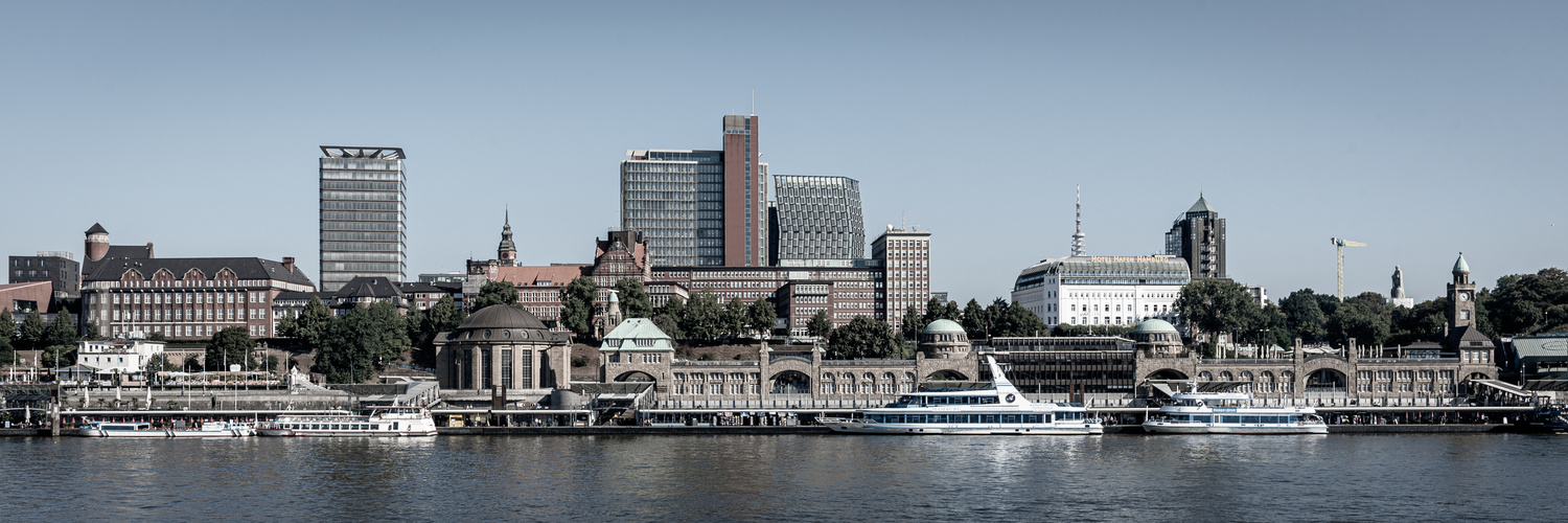 St. Pauli Landungsbrücken