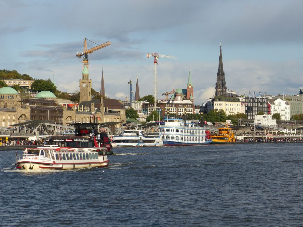 St. Pauli Landungsbrücken