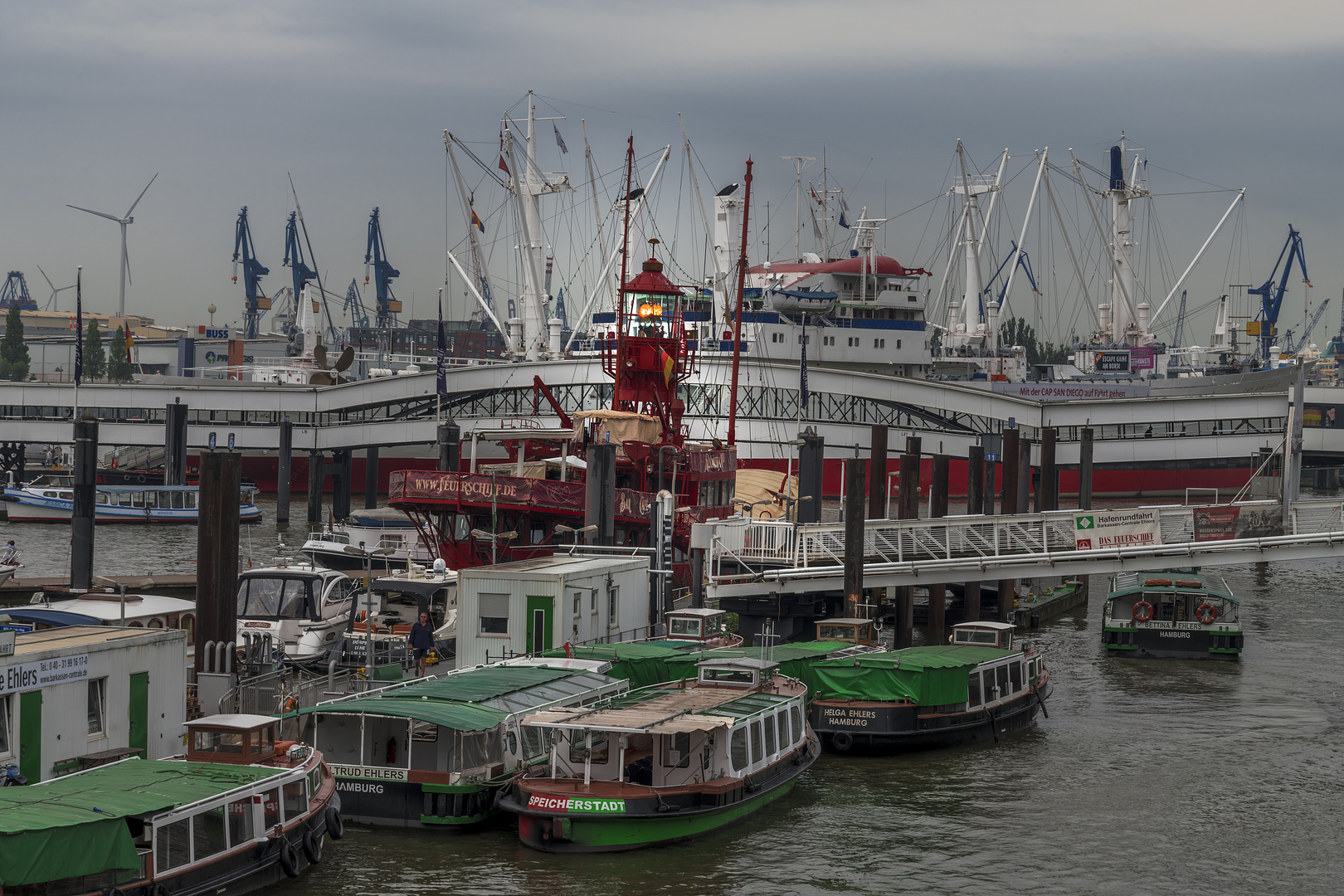 St. Pauli Landungsbrücken 