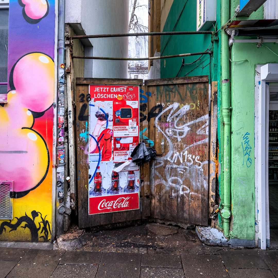 St. Pauli - Tür zum Hinterhof Talstrasse