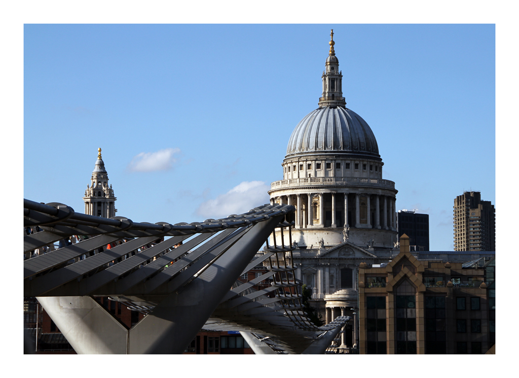 St. Pauls & Millennium Bridge