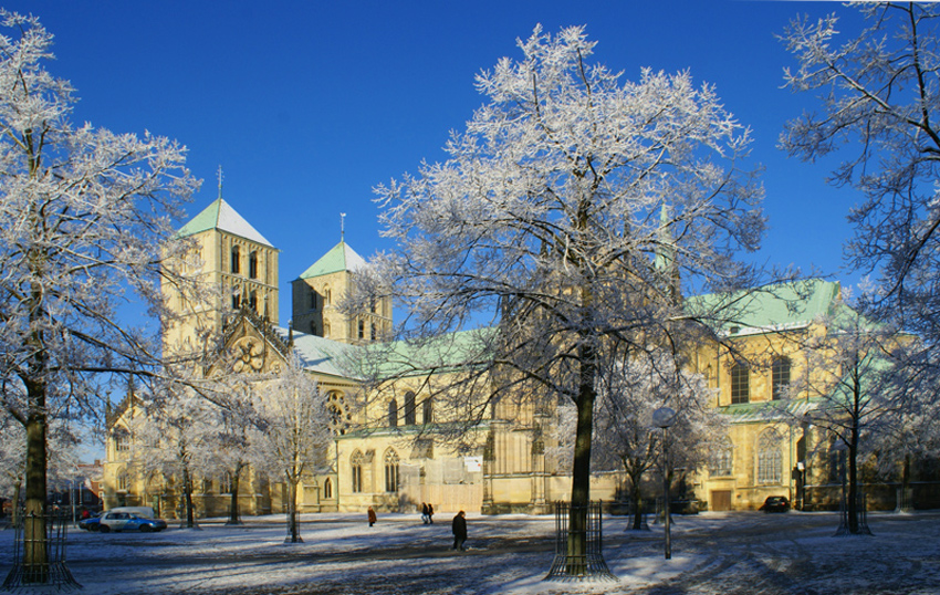 St.-Paulus-Dom im Winter