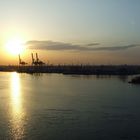 St. Petersburg-Hafeneinfahrt in der Morgensonne