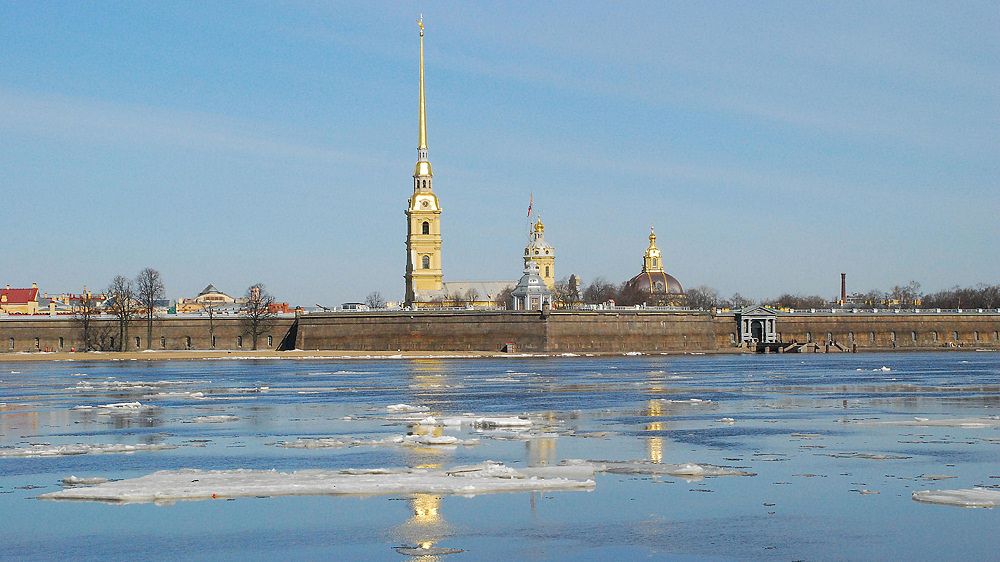 St. Petersburg im April (1)