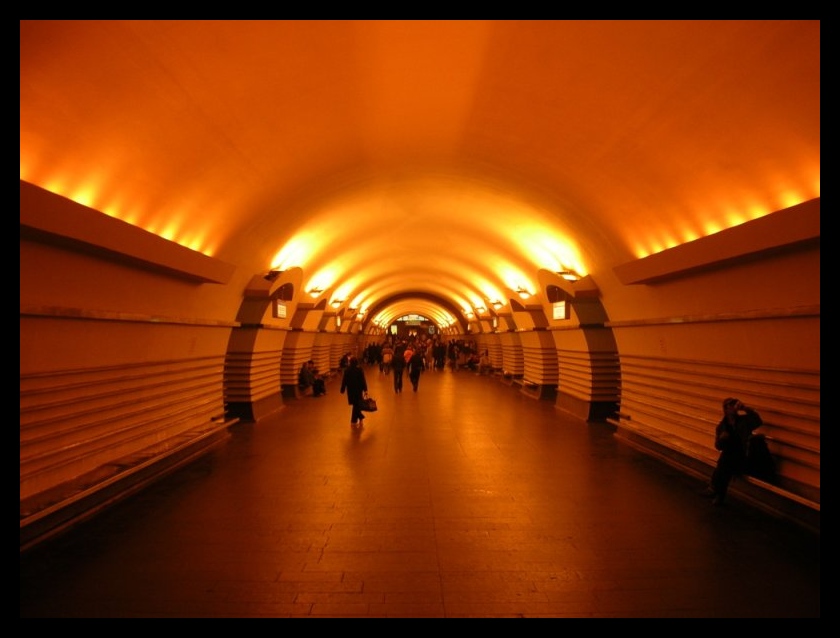 St. Petersburg, Metro Station