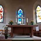 St. Peterskirche - Innenansicht mit Altar