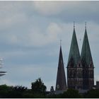 St. Petri-Dom und Fernsehturm in Bremen