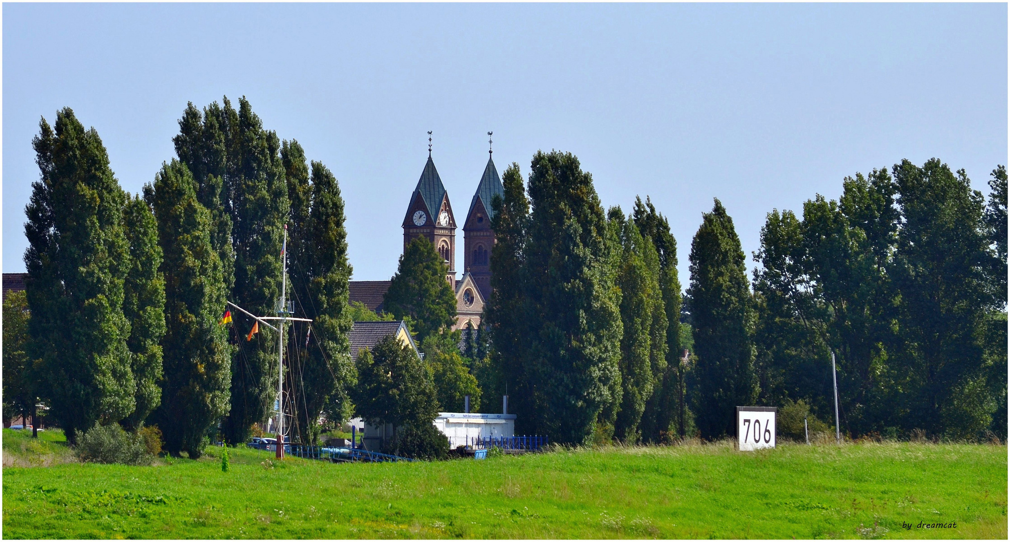St. Stephanus in Leverkusen-Hitdorf