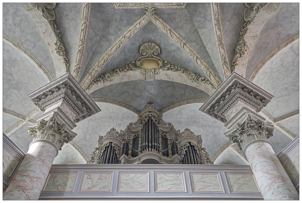 St. Trinitatis - Wolfenbüttel " Blick zur Orgel, aus meiner Sicht**..."