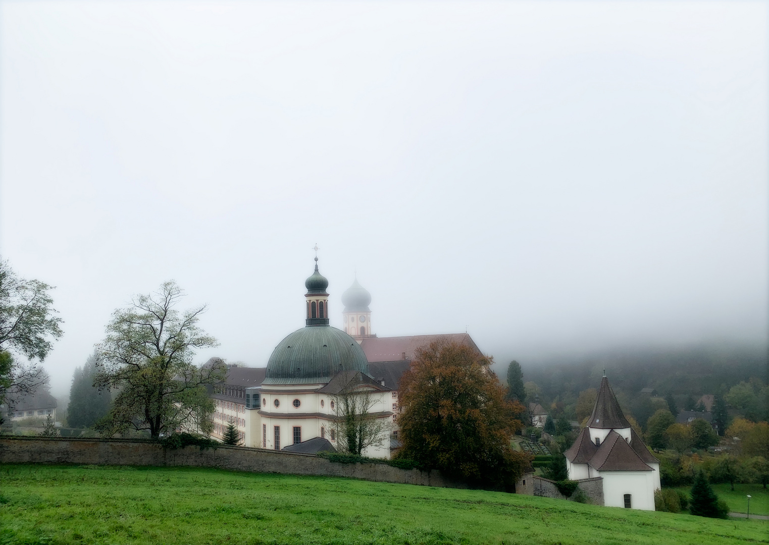 St. Trudpert im Nebel