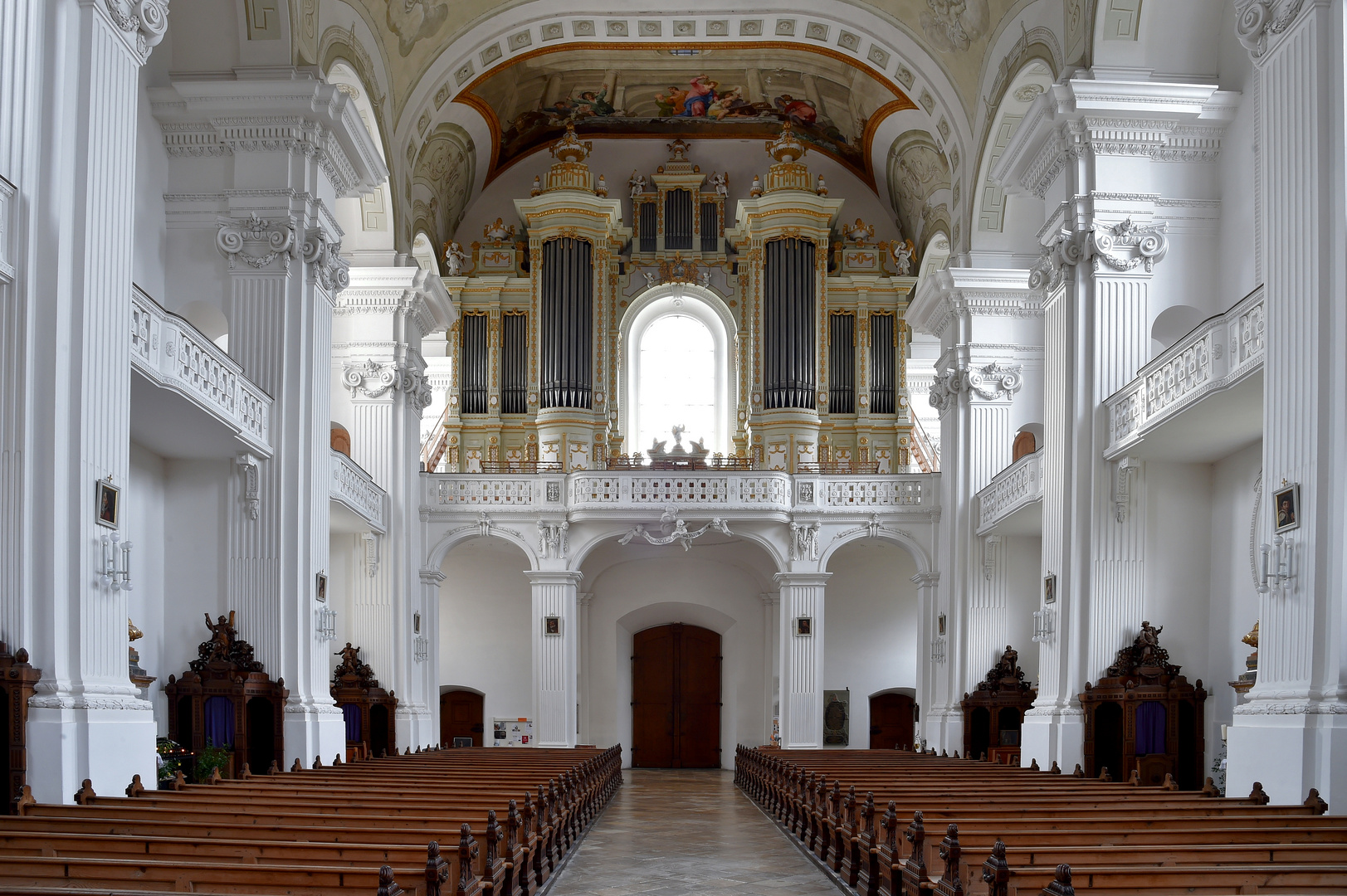 St. Verena - Rot an der Rot - Blick zur Orgel