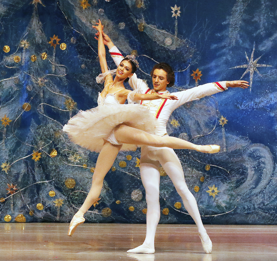 Staatliches Russisches Ballett Moskau 2015 Nussknacker 3291 Foto & Bild | kunstfotografie ...