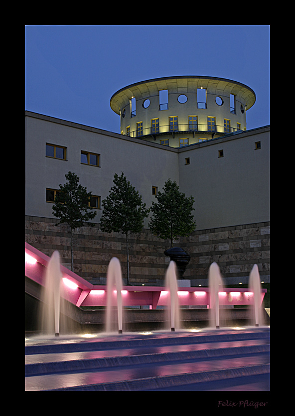 Staatsgalerie Stuttgart in der blauen Stunde