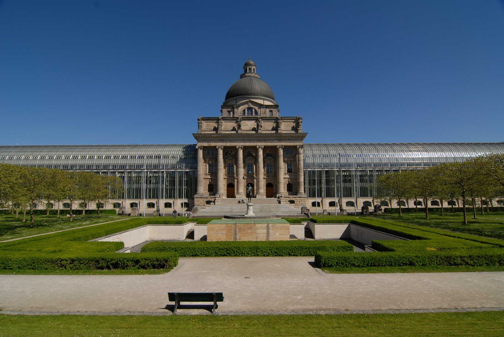 Staatskanzlei München (vormals Armee-Museum)