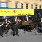 Staatskapelle Halle spielt auf dem Marktplatz