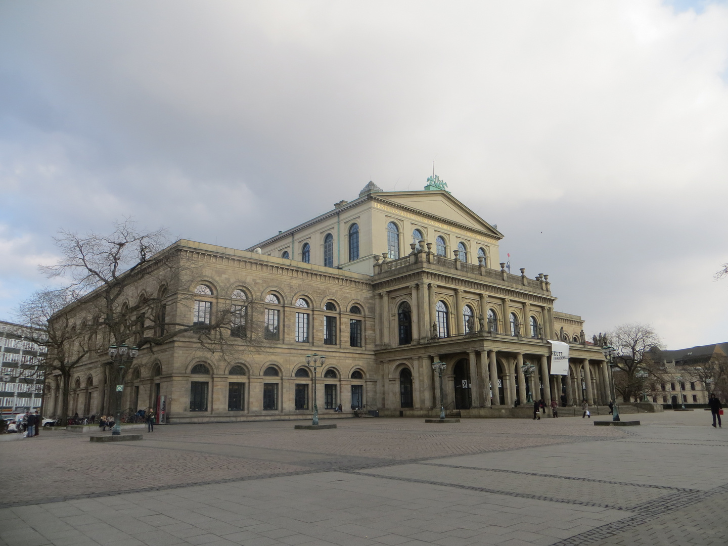 Staatsoper zu Hannover im Weitwinkel