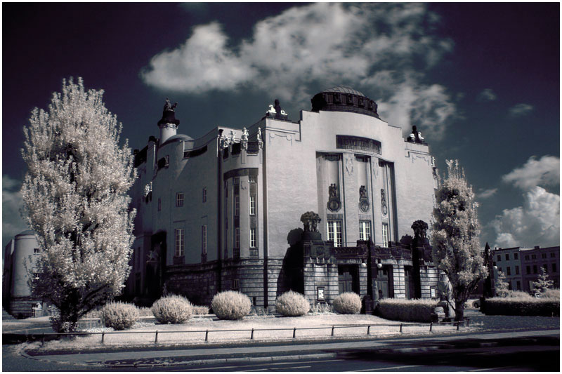 Staatstheater Cottbus in Infrarot