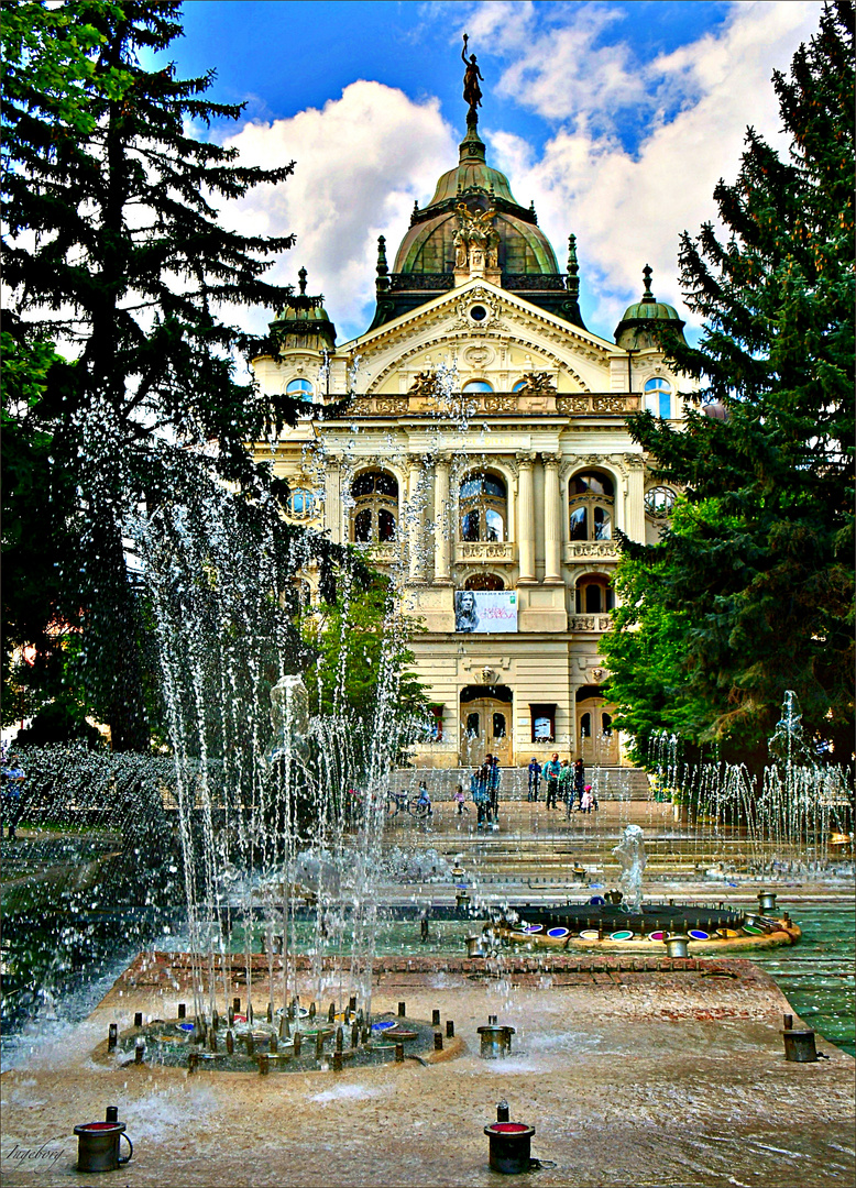 =  Staatstheater Košice  =