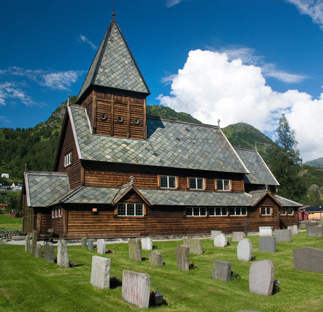 Stabkirche in Røldal