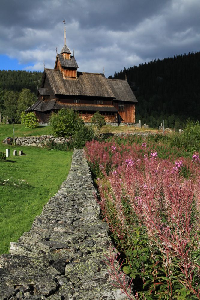 Stabkirche & Weidenröschen