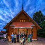 Stabkirchenbesuchergruppenbild...