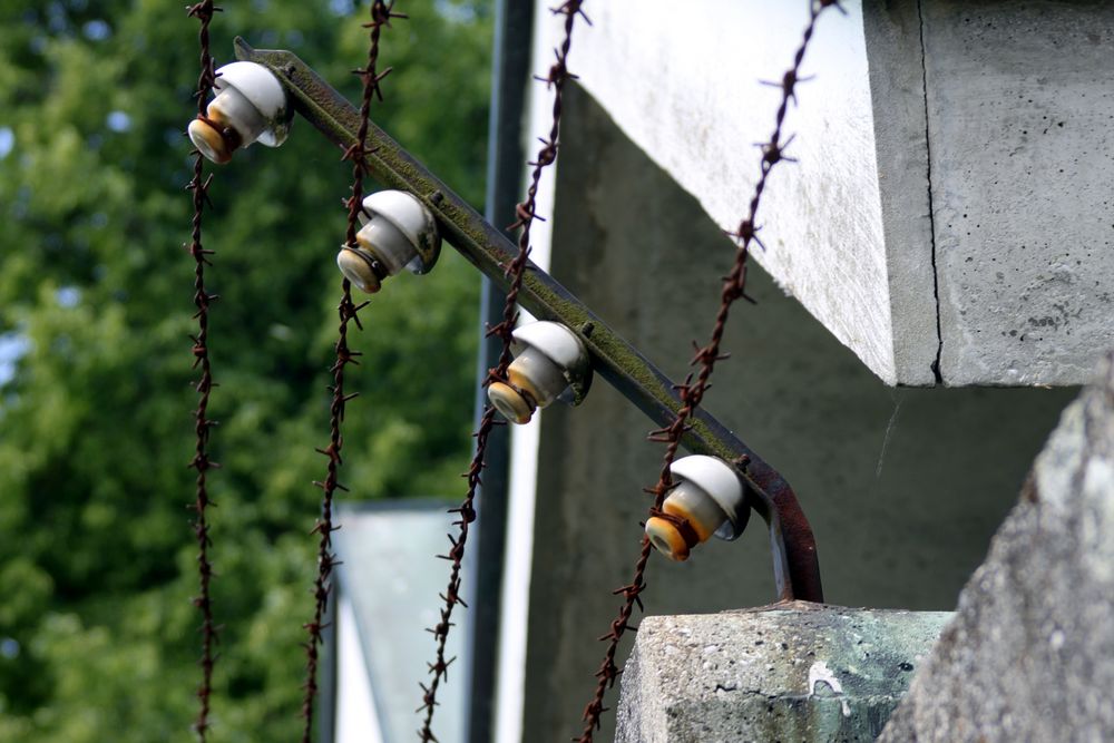 Stacheldraht im KZ-Dachau