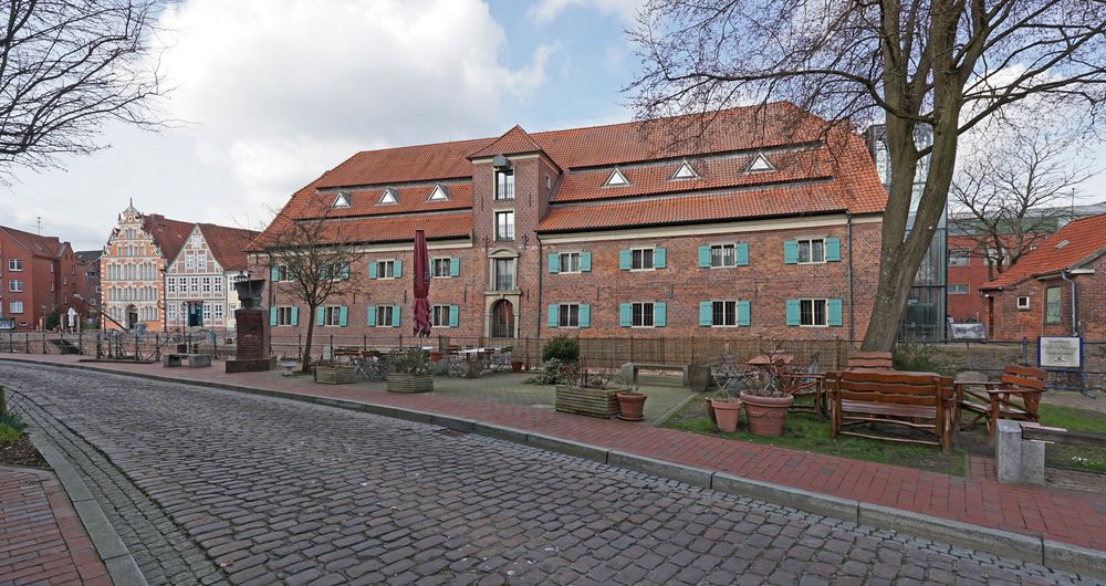 Stade Foto & Bild architektur, deutschland, europe Bilder auf