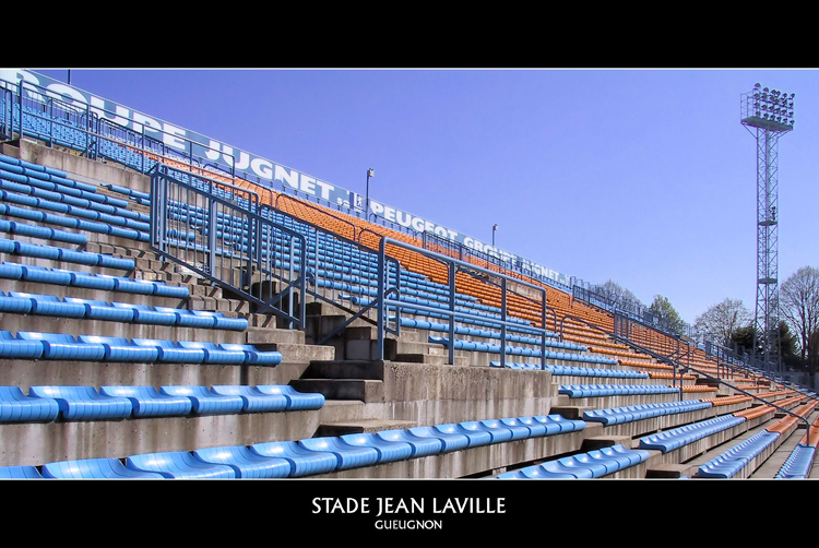 Stade Jean Laville, Gueugnon, April 2003