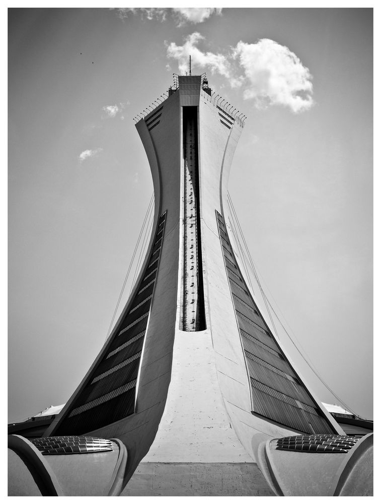 Stade Olympique de Montréal by Mathias Ratié 