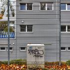 Stadionfassade und Bauzaun Wiesbaden