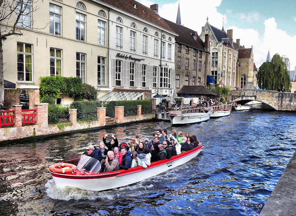 Stadrundfahrt zu Wasser