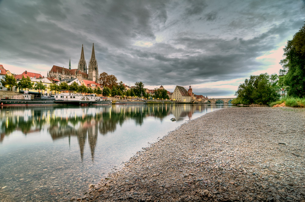 Stadt am Fluss