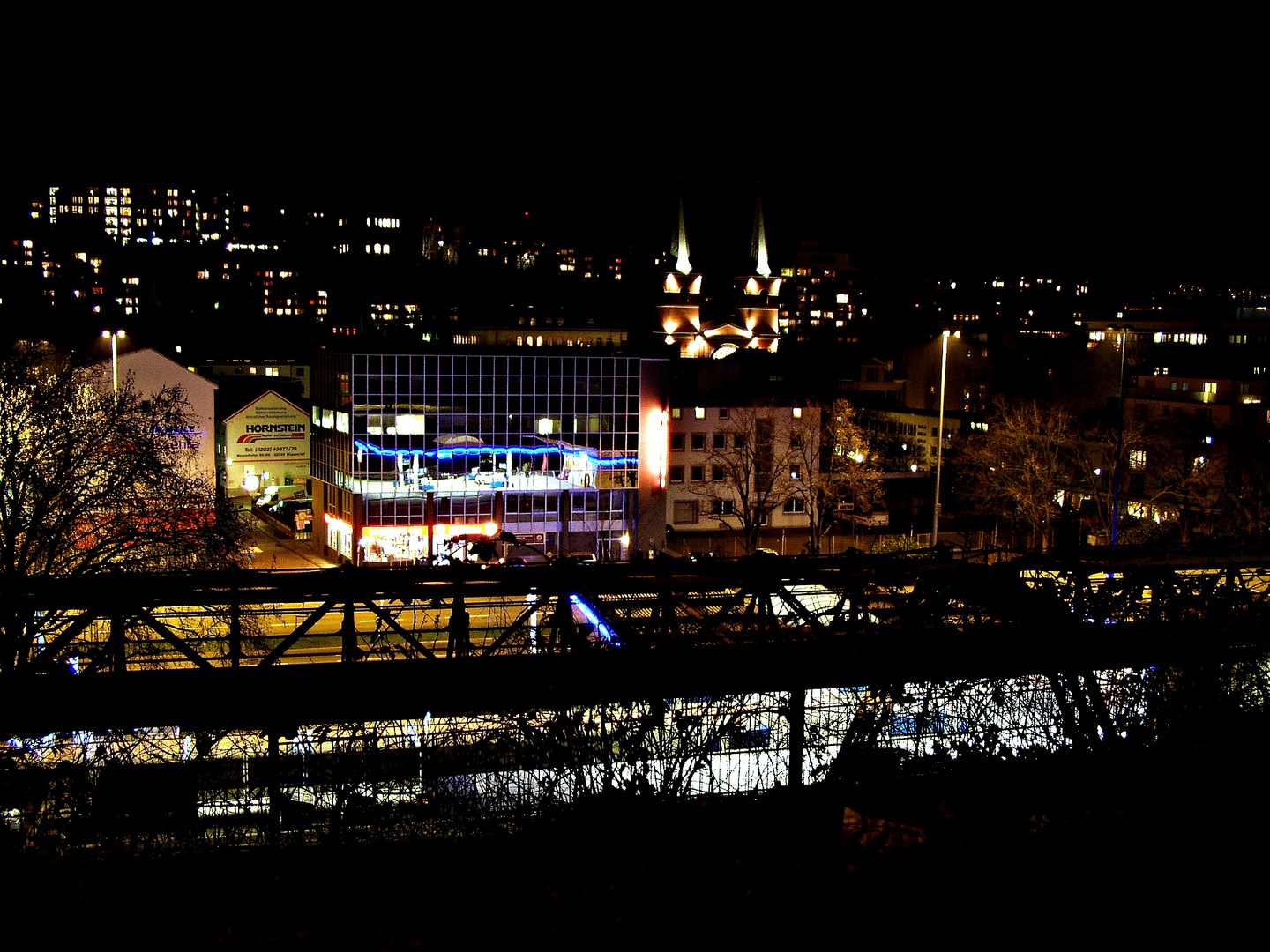 Stadt bei Nacht