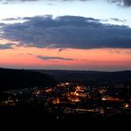 Stadt bei Nacht