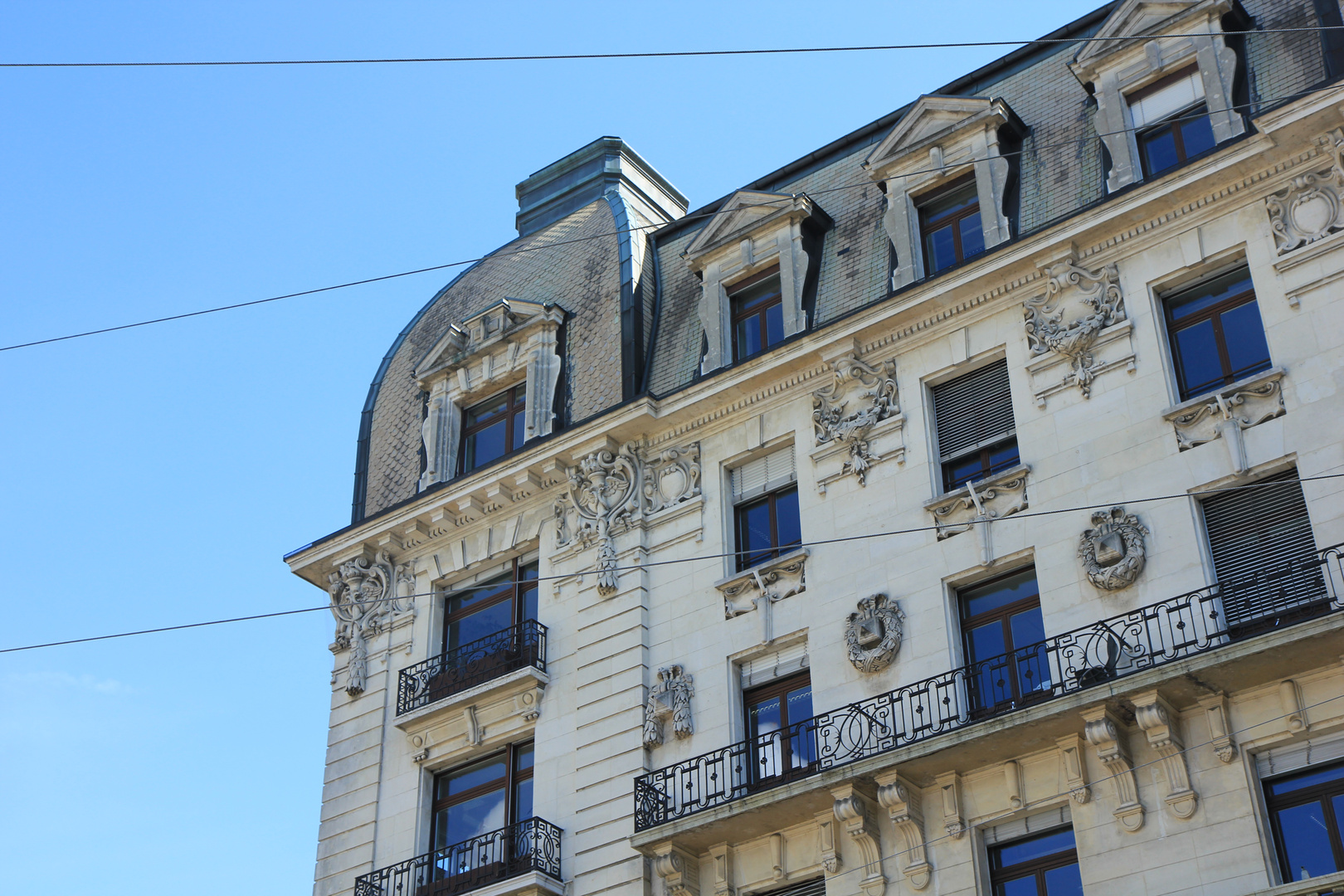 Stadt Biel Zentralplatz Historische Fassade