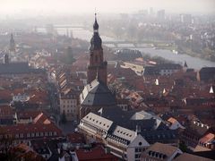 Stadt Heidelberg in einer Dunstglocke