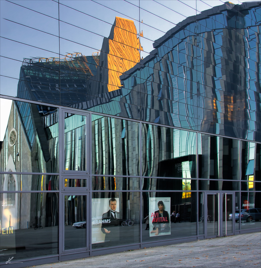 Stadt im Spiegel: Uni Leipzig, Paulinum