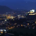 Stadt Kufstein (Tirol) zur blauen Stunde