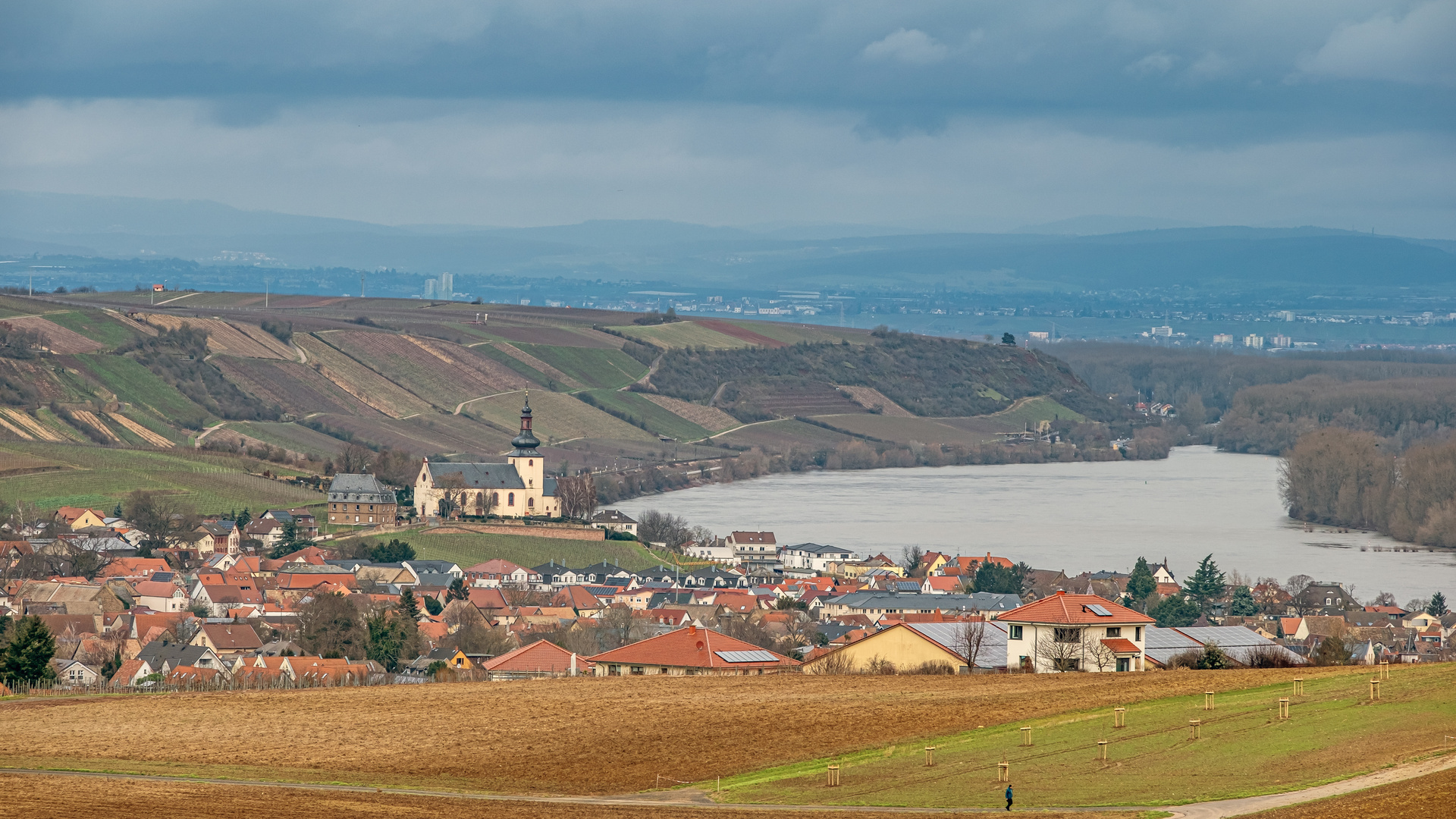 Stadt Nierstein am Rhein