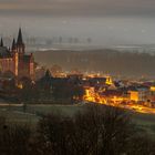 Stadt Oppenheim vor dem Nebel