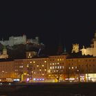 Stadt Salzburg bei Nacht