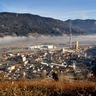 Stadt Trieben frostig und Nebel