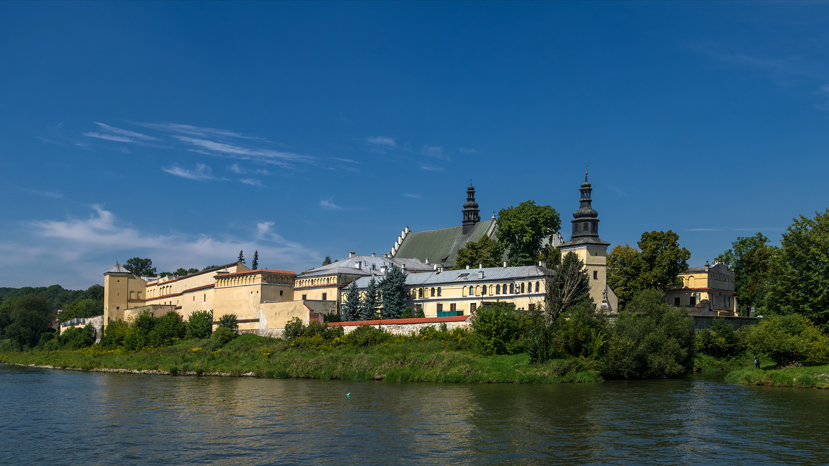 Stadtansicht 01, Krakau bei Schiffsfahrt auf der Weichsel