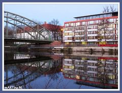 Stadtansicht am Fluss