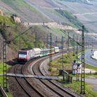 Stadtbahnen am Rhein