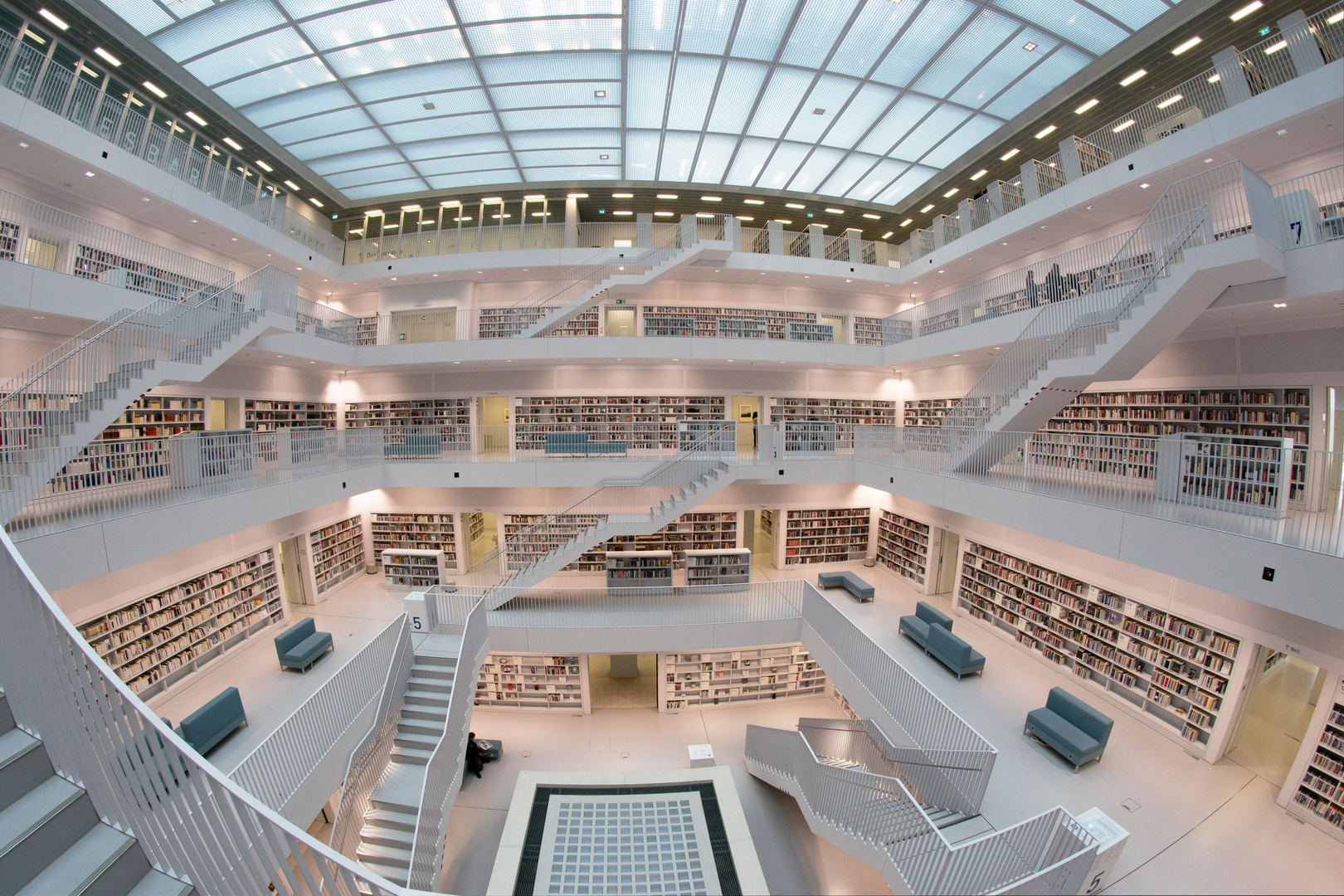 Stadtbibliothek 2 . Foto & Bild architektur, fotokunst, profanbauten