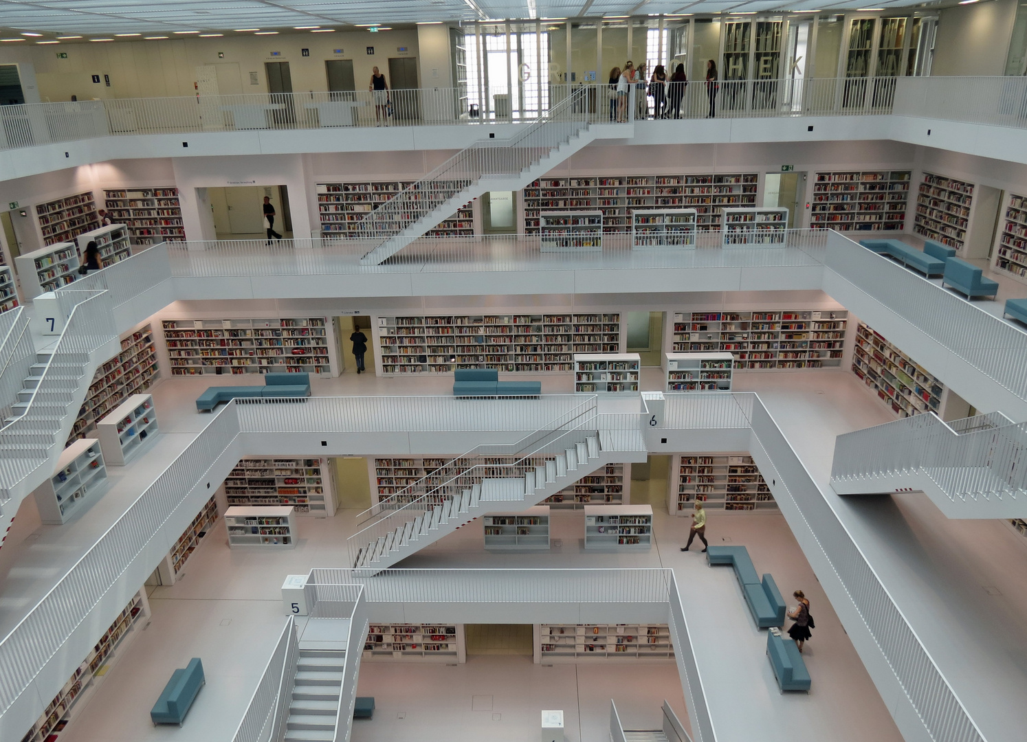 Stadtbibliothek Stuttgart 1
