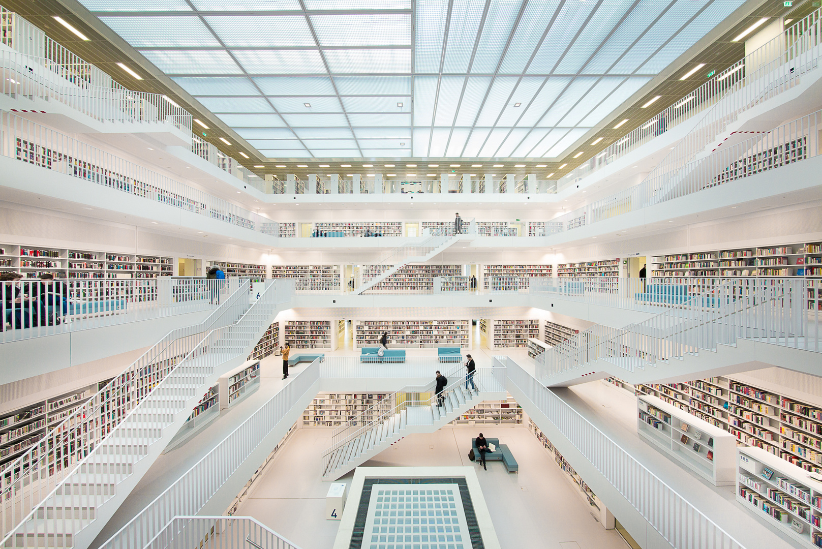 Stadtbibliothek Stuttgart (D)