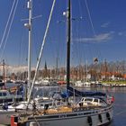 Stadtblick mit Hafen