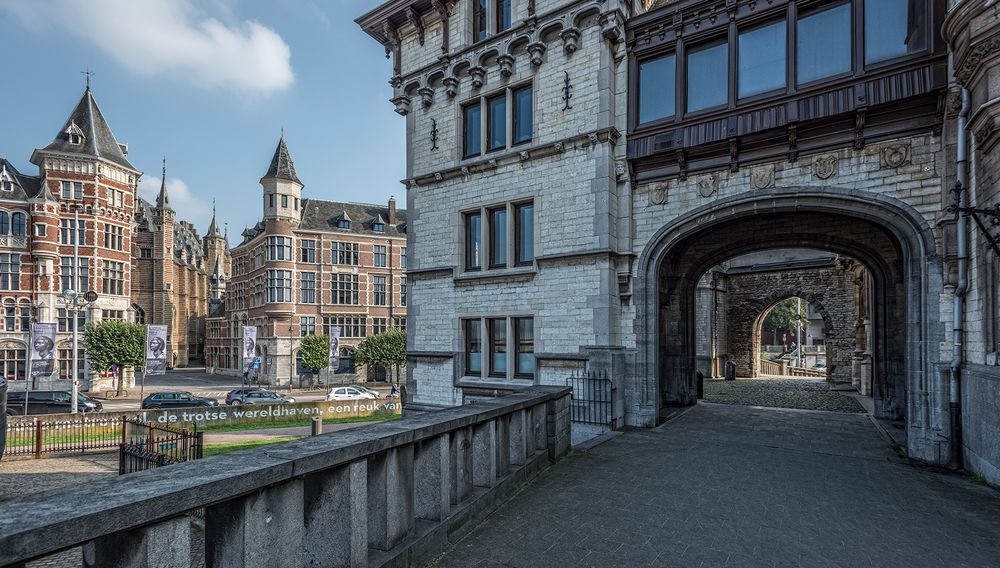 Stadtburg Het Steen